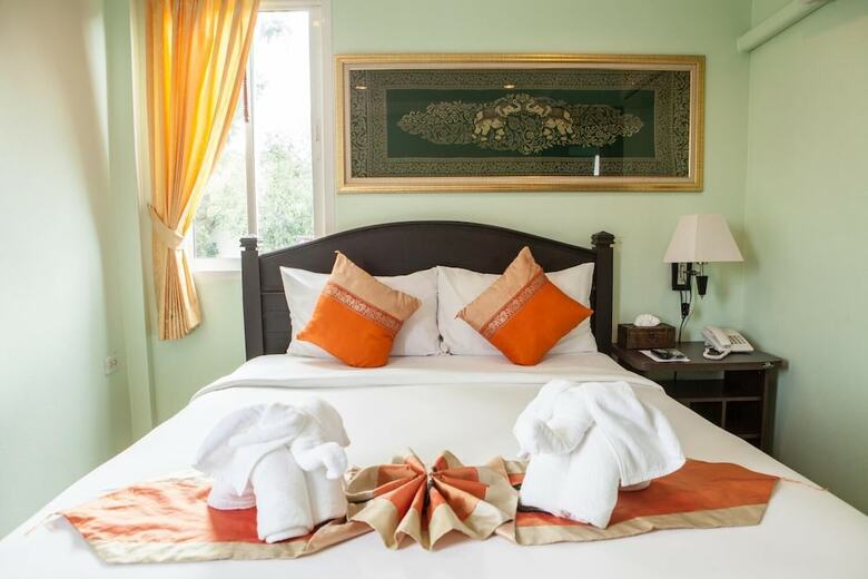 Hotel Fahsai Bay Villa