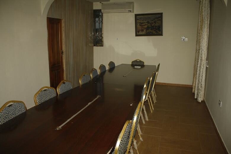 Dokua Royal Hotel