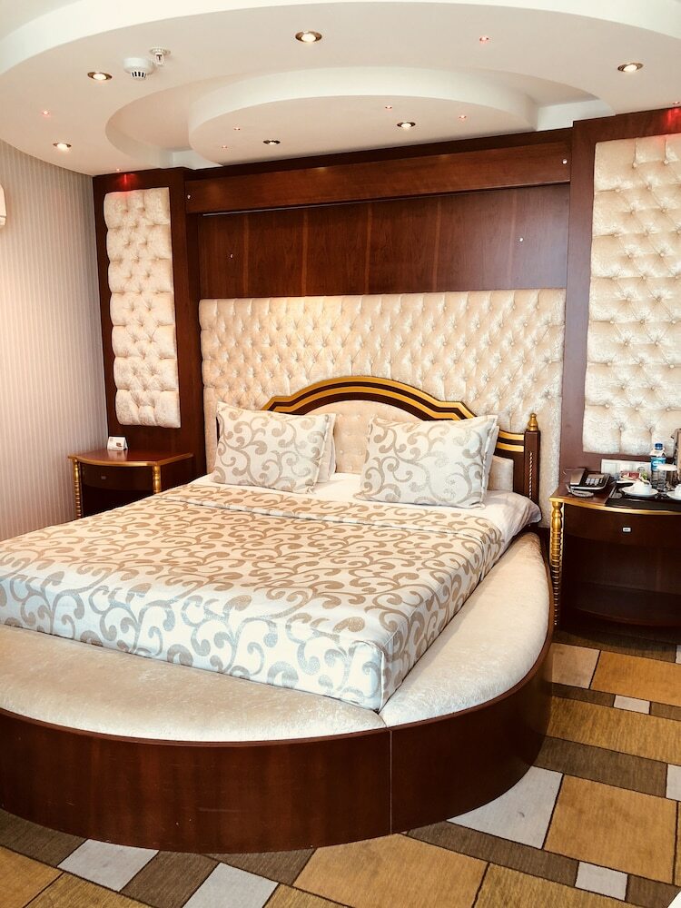 Grand Amisos Hotel