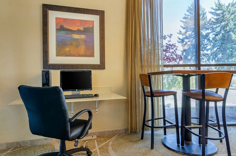 Hotel Quality Inn & Suites