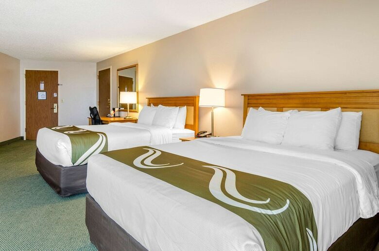 Hotel Quality Inn & Suites