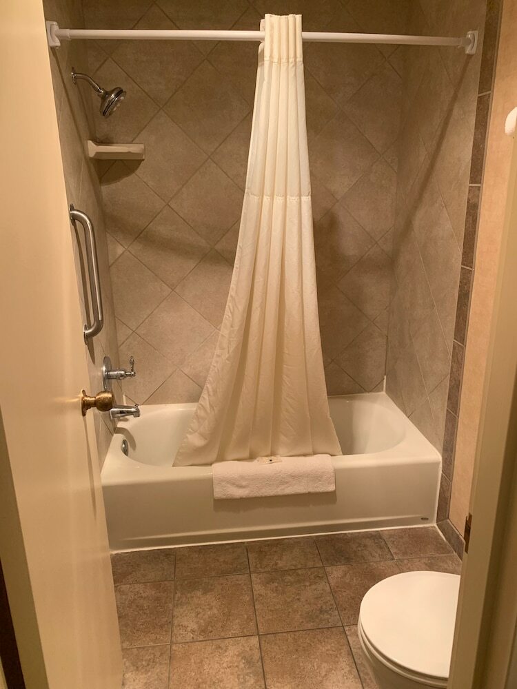 Hotel Quality Inn & Suites