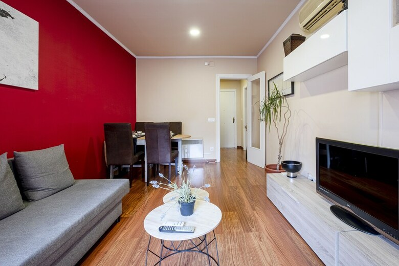 Comfortable 3br Apartment Close To Placa Espana And Sants Station