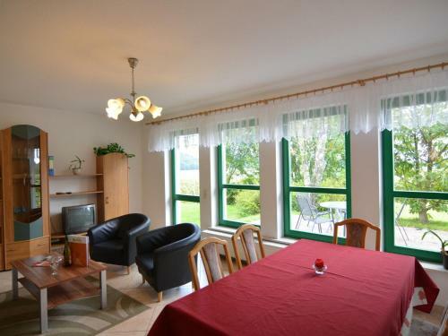 Elite Apartment In Reinhardtsdorf-schona With Terrace