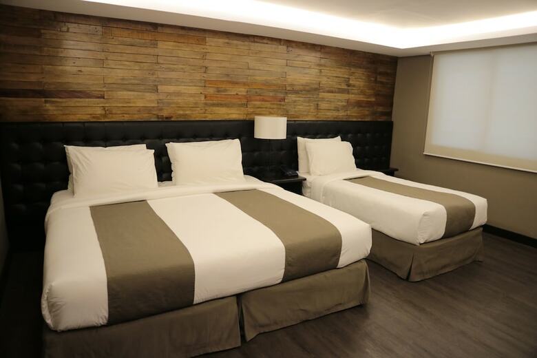Gt Hotel Jaro
