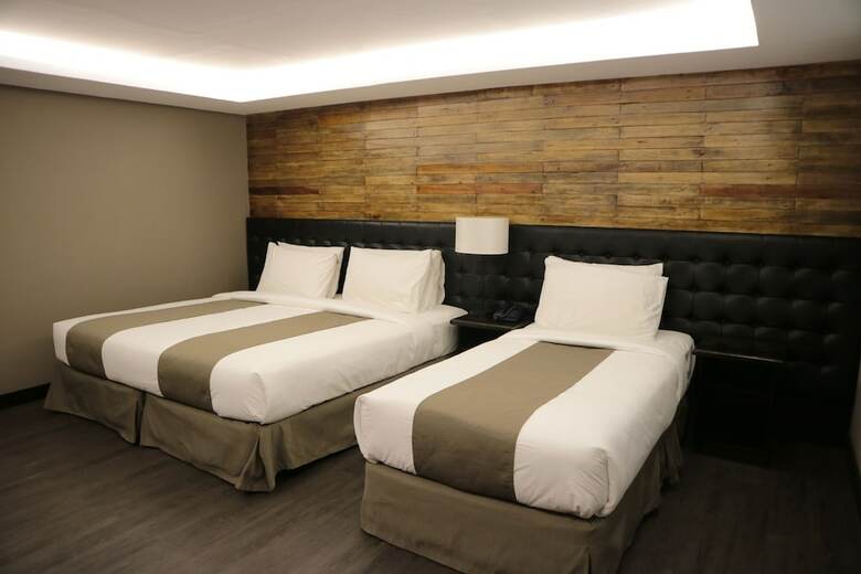 Gt Hotel Jaro