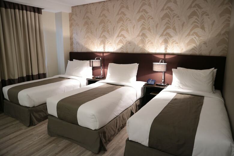 Gt Hotel Jaro