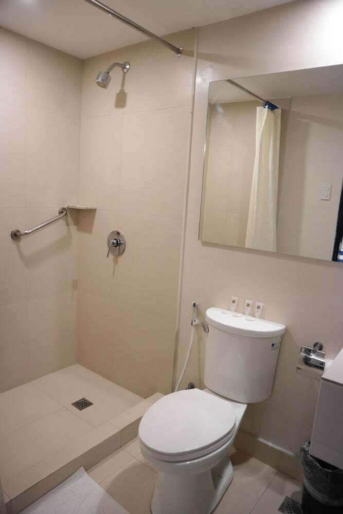 Gt Hotel Jaro