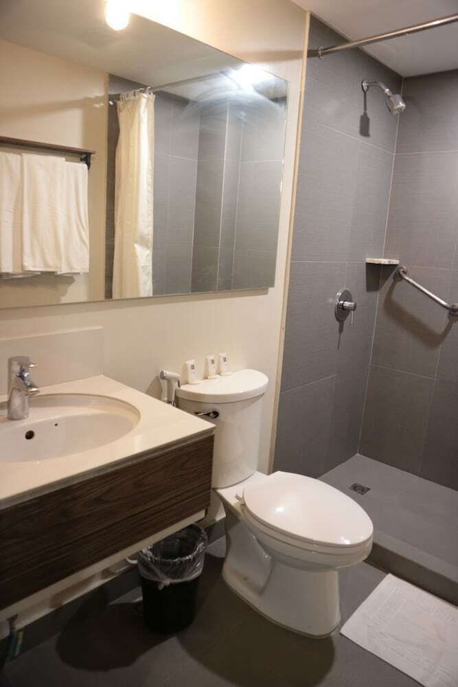 Gt Hotel Jaro