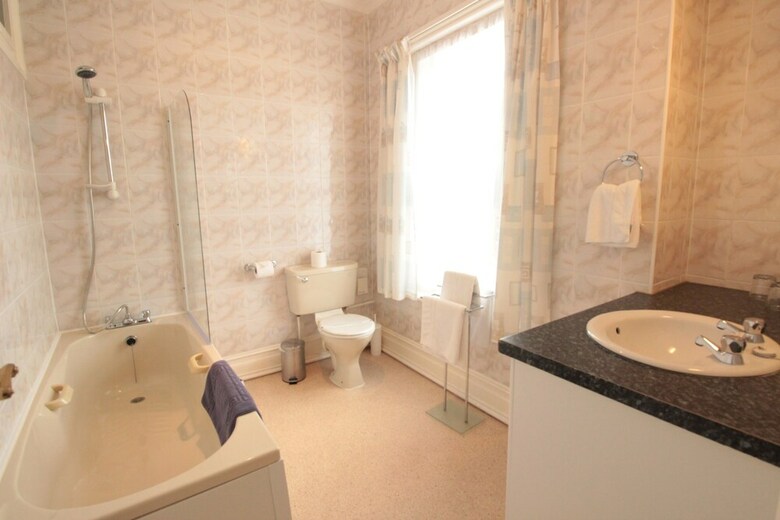 Hotel The Rowborough