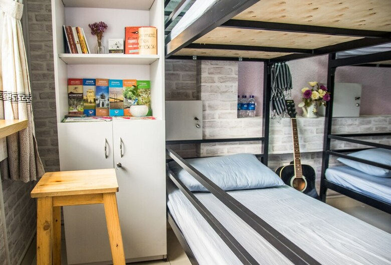Hostal S Phuot Coffee & Homestay