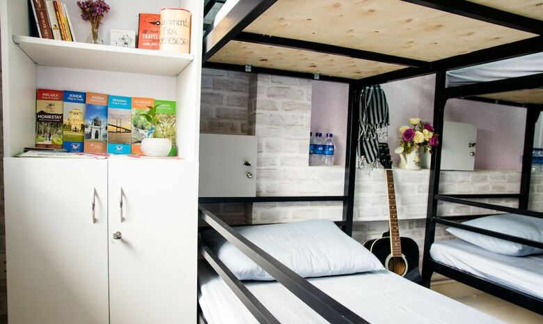Hostal S Phuot Coffee & Homestay