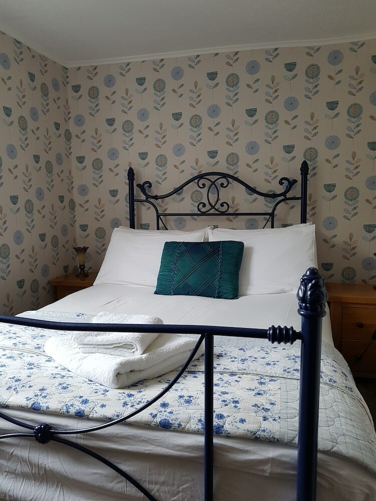 Hotel Castle Guest House
