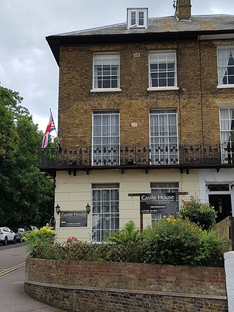 Hotel Castle Guest House