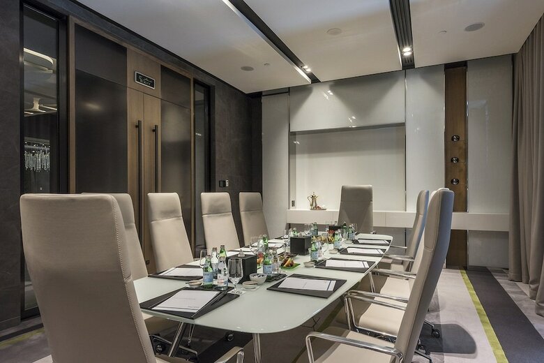 Hotel Al Bandar Rotana