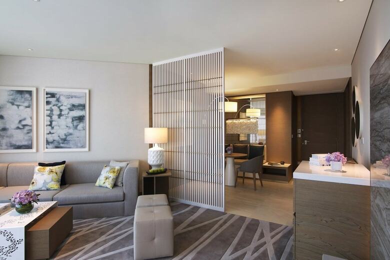 Hotel Al Bandar Rotana