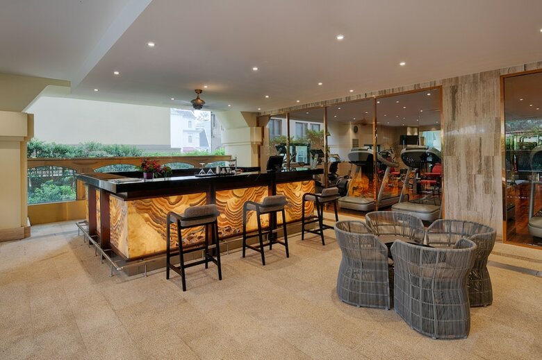 Aparthotel Sherwood Suites