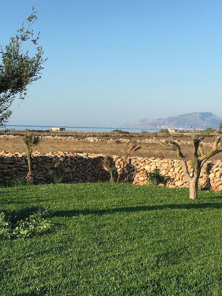 Bed & Breakfast Il Baglio Sull'acqua