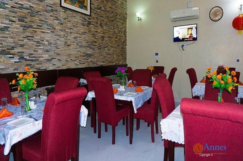 Hotel Annes Luxury Suites Ltd