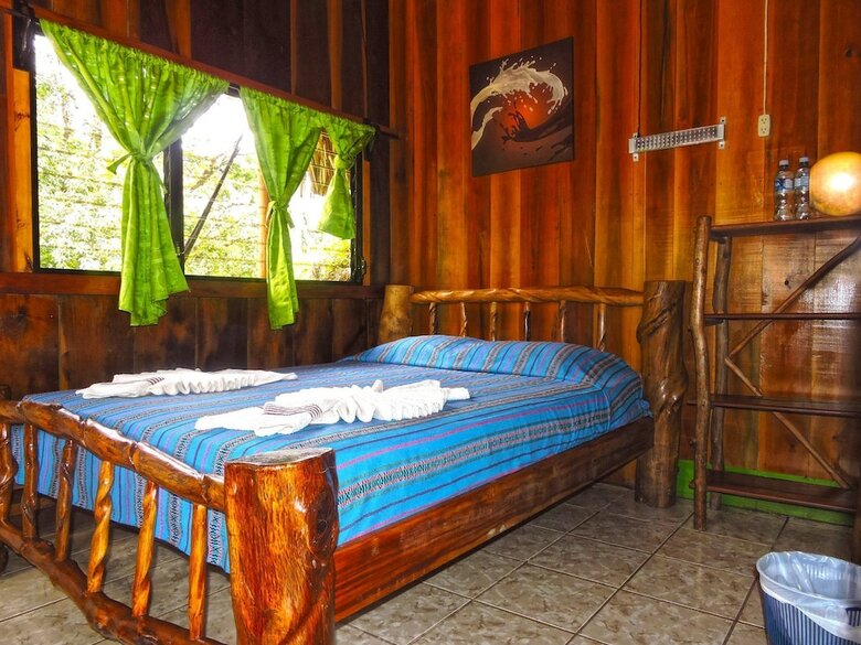 Hostal Portal De Champey