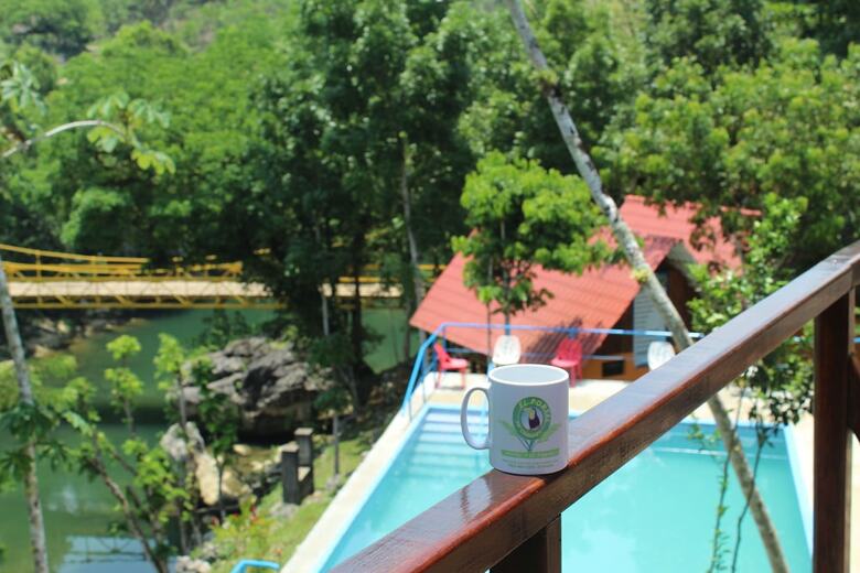 Hostal Portal De Champey