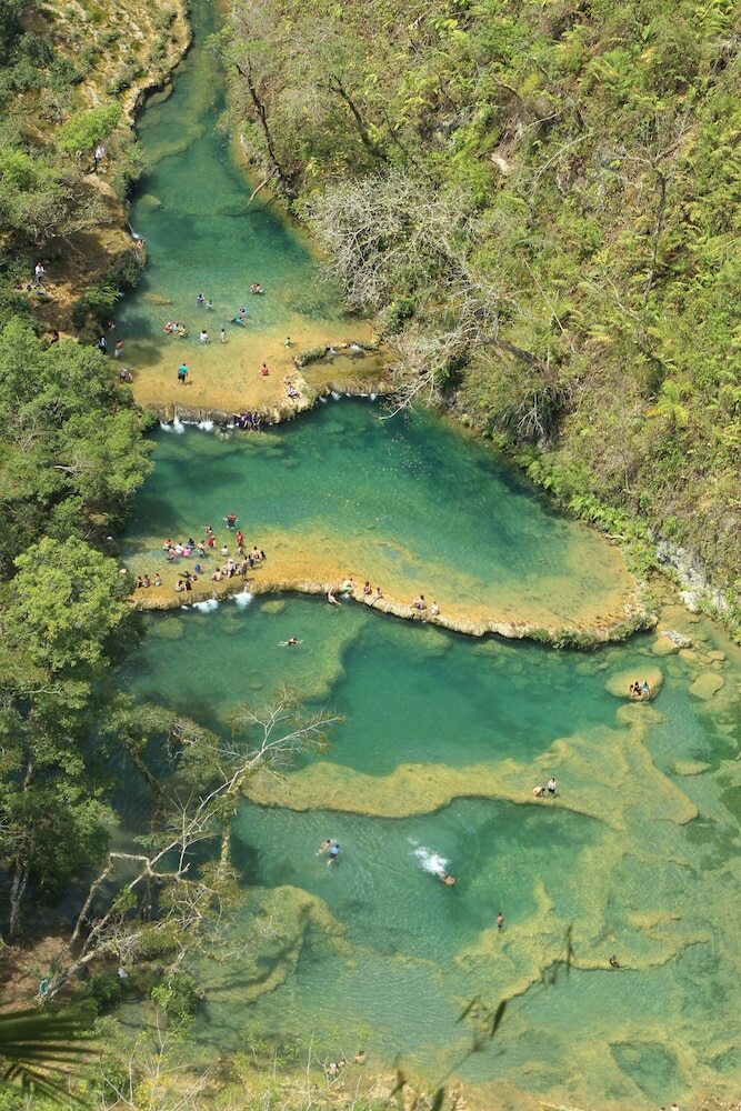 Hostal Portal De Champey