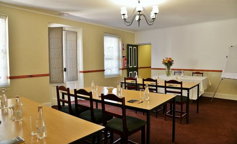 Mont D'or Swartberg Hotel