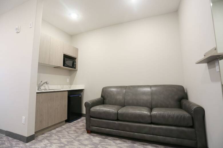 Hotel Days Inn By Wyndham Calgary North Balzac