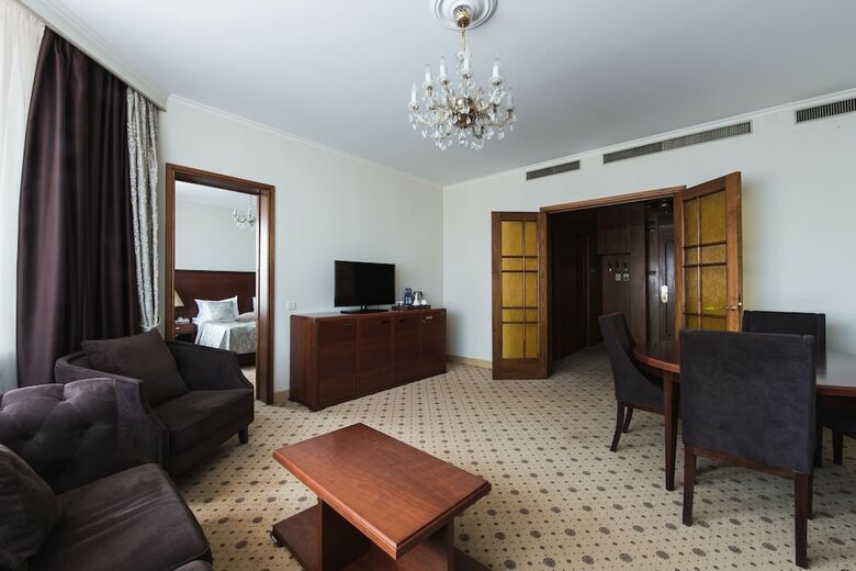 President-hotel