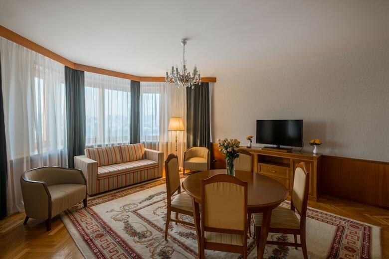 President-hotel