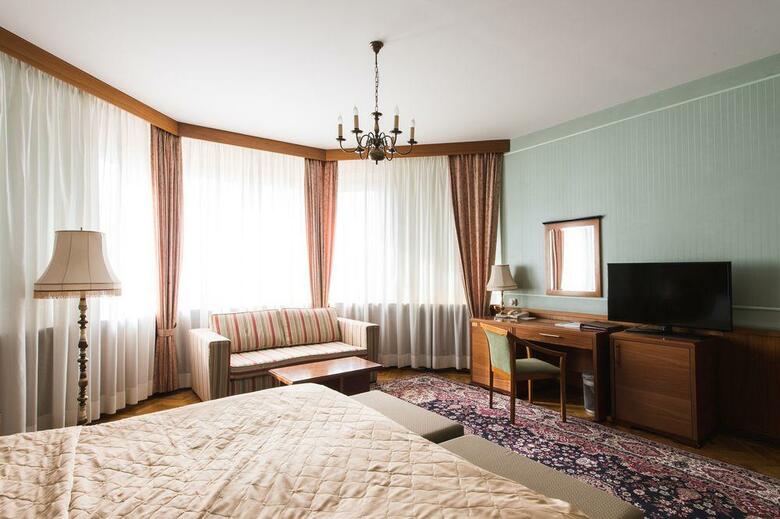President-hotel