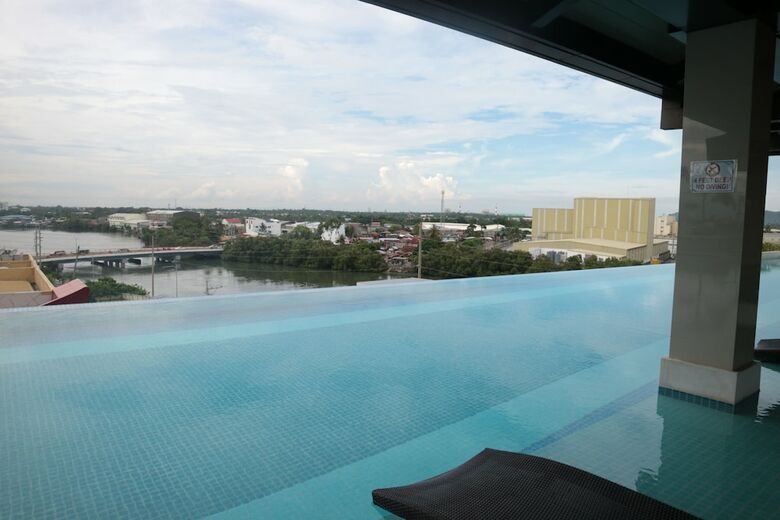 Grand Xing Imperial Hotel