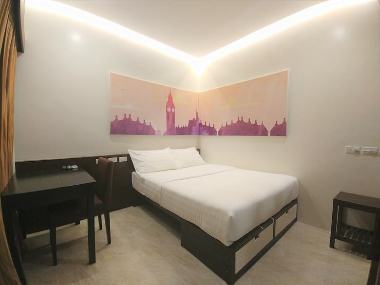 Hotel Bed+bath Serviced Suites