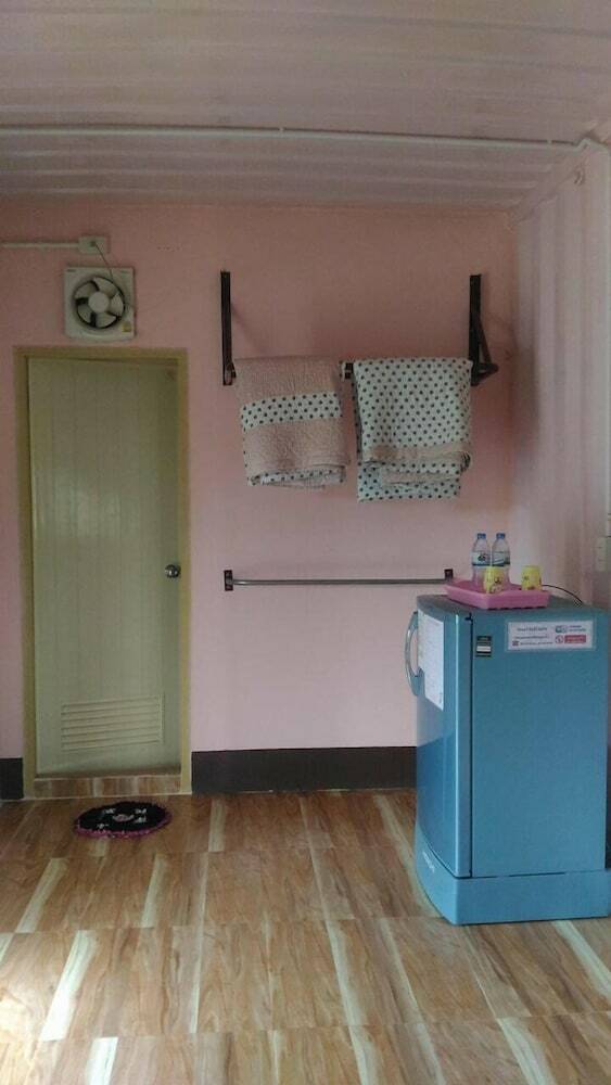 Hotel Baan Suan Chiva Saran