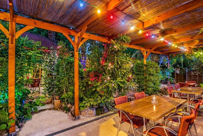 Hotel H�tel Restaurant Atipyc