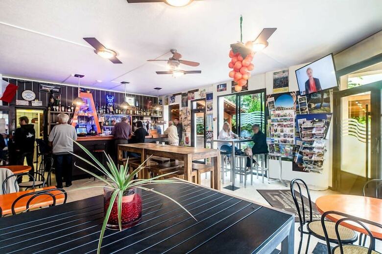 Hotel H�tel Restaurant Atipyc