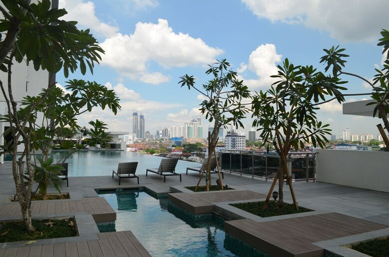 Apartamentos 1 Tebrau Suites By Subhome
