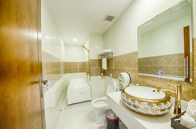 Pariat Hotel