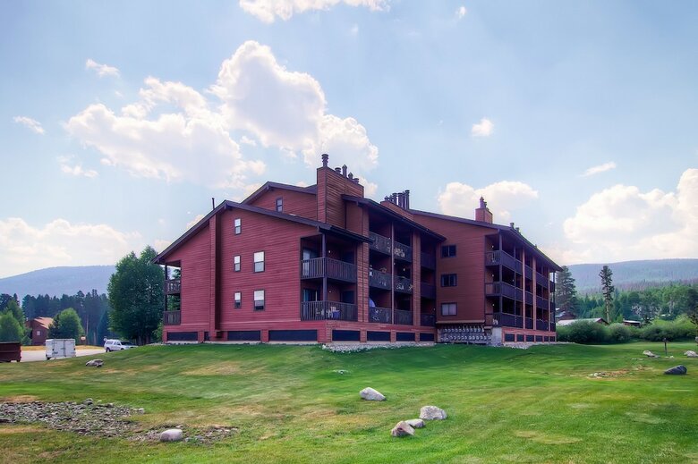 Mountainside Condominiums By Crmr