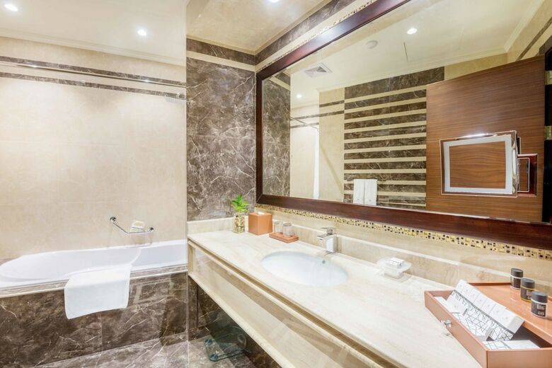 Bayat By Cristal Hotel