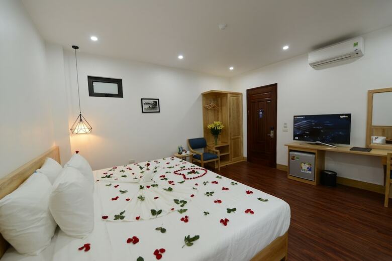 Blue Hanoi Inn City Hotel