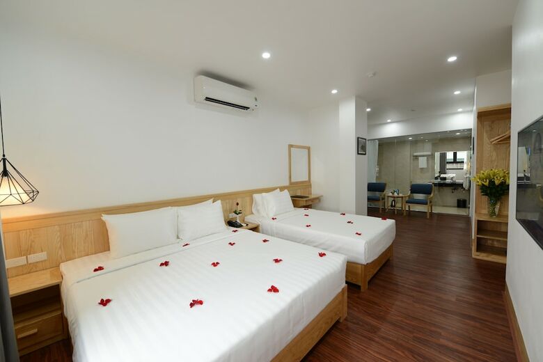 Blue Hanoi Inn City Hotel