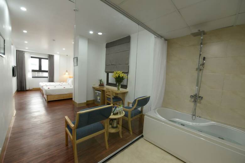 Blue Hanoi Inn City Hotel