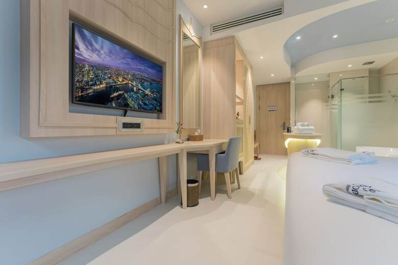 Hotel Beyond Patong