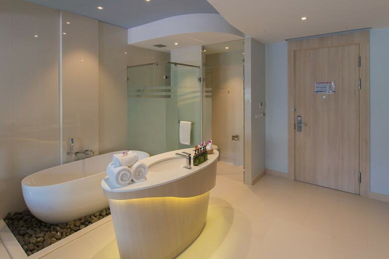 Hotel Beyond Patong
