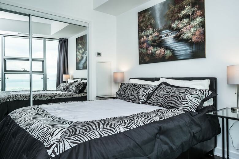 Condo In The Sky With A Breathtaking View