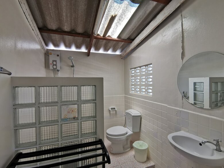 Hotel No.7 Guest House
