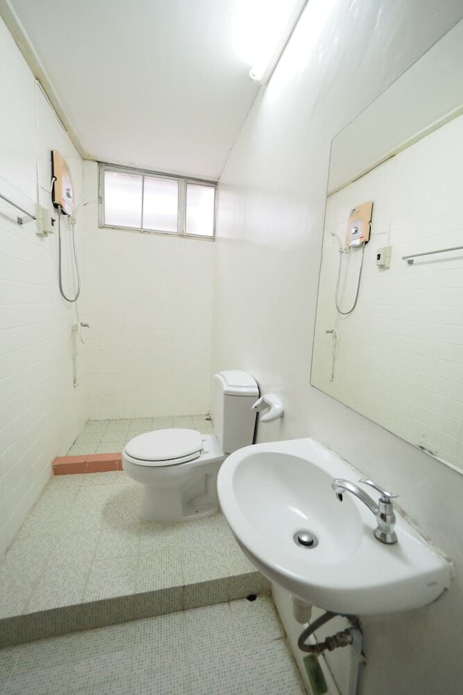 Hotel No.7 Guest House