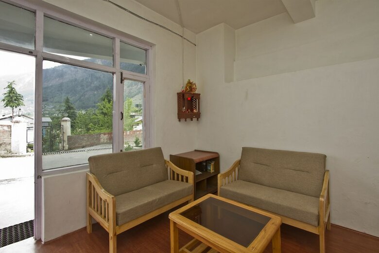 Hotel Oyo 8847 Apna Ashiana