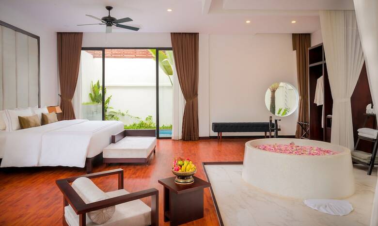 Hotel The Embassy Angkor Resort & Spa